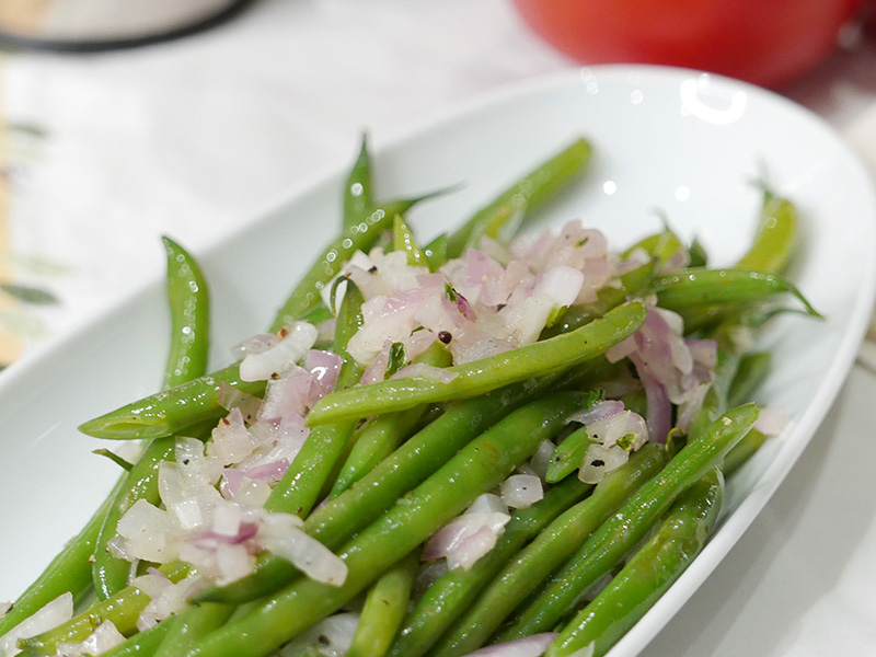 Green Beans with Red Onion : Easy Vegetable Side Recipes from Dr. Gourmet