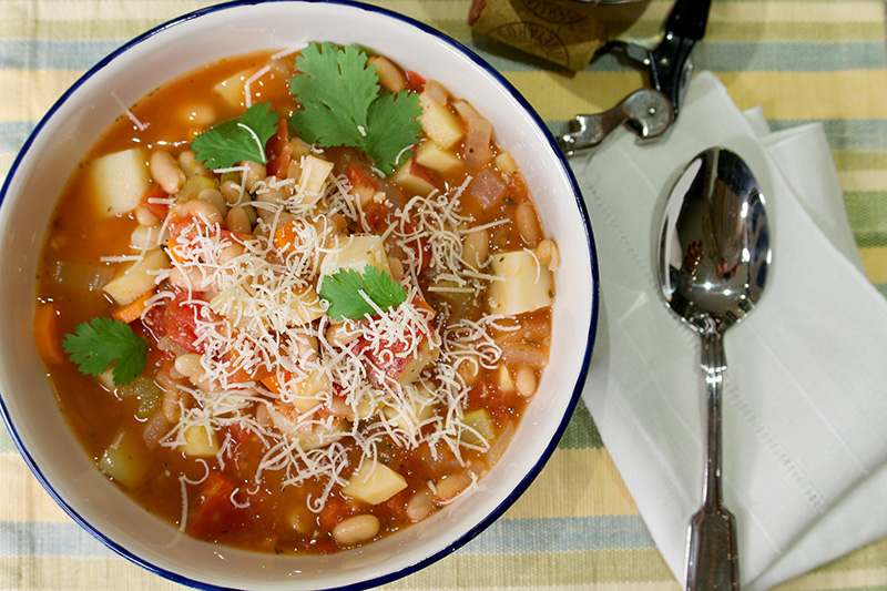 Classic Minestrone Soup : Easy Healthy Recipes from Dr. Gourmet